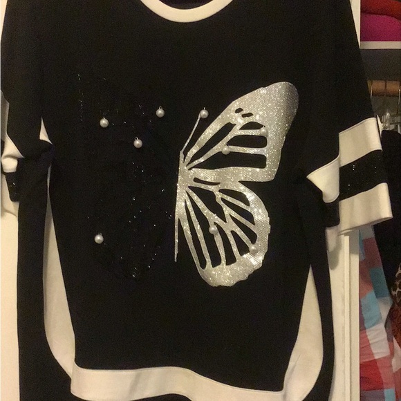 Bought in France Black and White embellished top - Picture 2 of 2